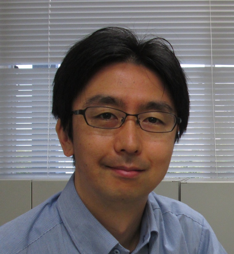 Photo- Mamoru Tobisu